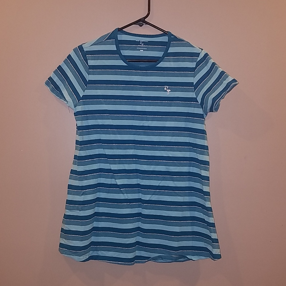 Sz M maternity shirt